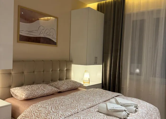 Aj - Hidden Gem In The Heart Of Blloku Тирана
